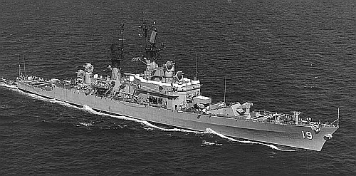 USS Dale DLG-19 off Roosevelt Roads, Puerto Rico, 5 June 1975