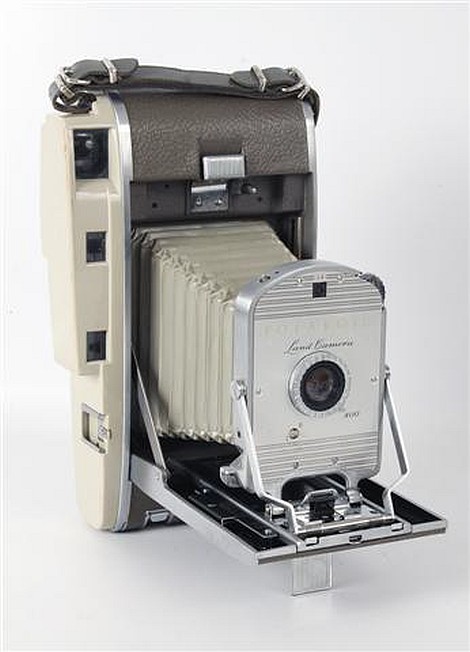 Polaroid 800 Land Camera